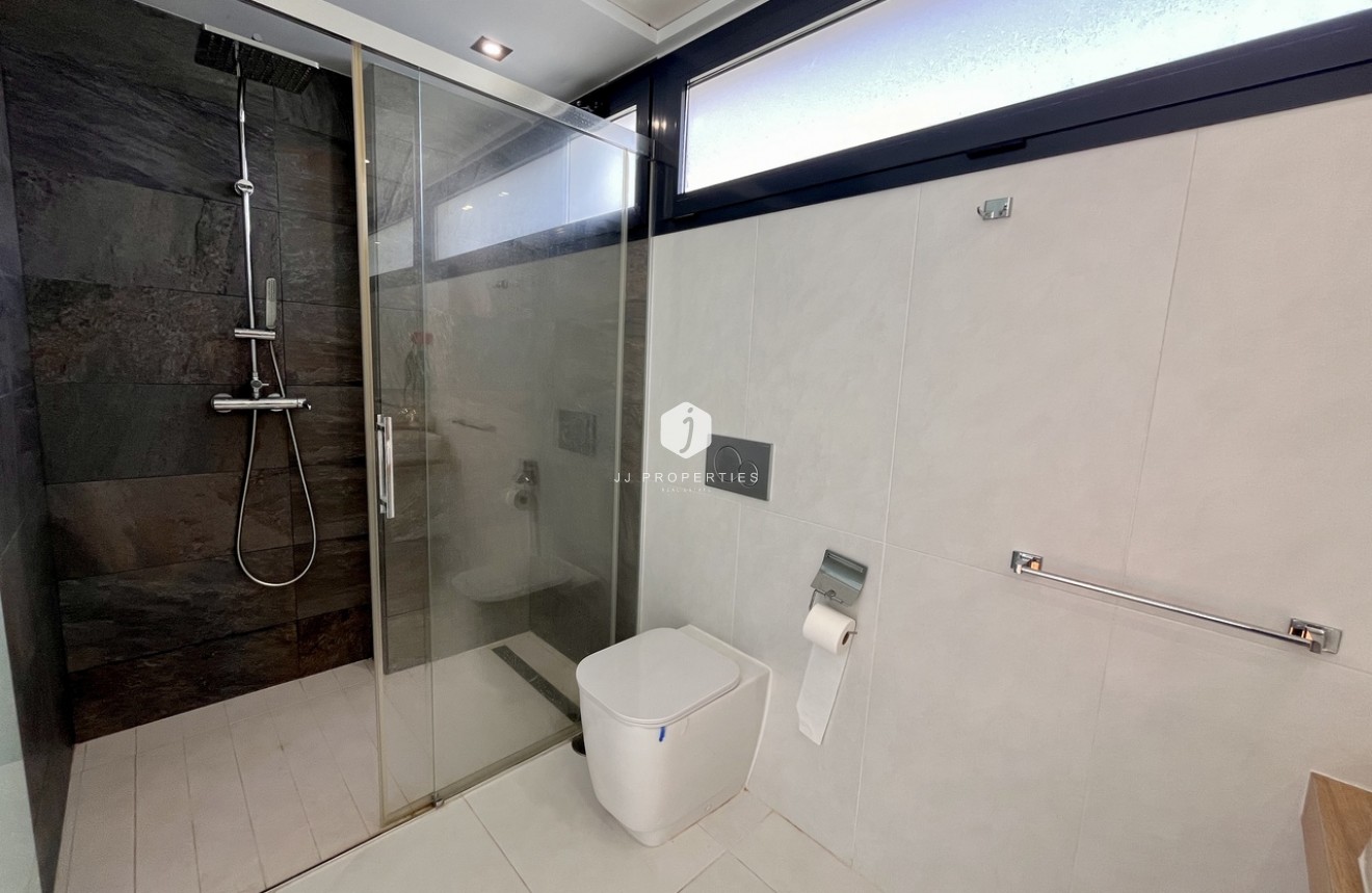 Tweedehands - Villa -
Los Dolses - Inland