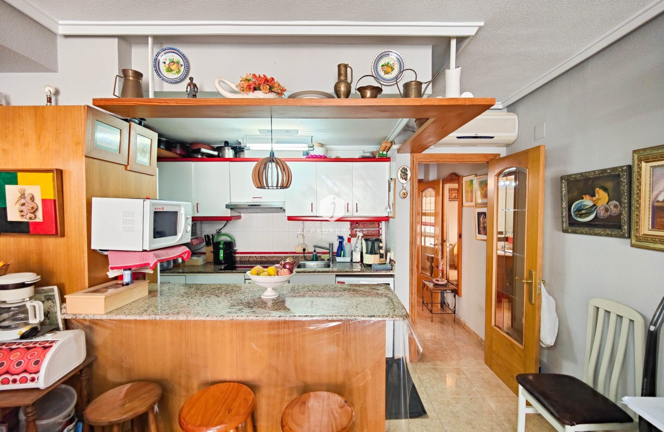 Tweedehands - Appartement / flat -
Torrevieja - Costa Blanca