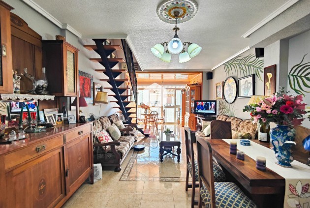 Tweedehands - Appartement / flat -
Torrevieja - Costa Blanca