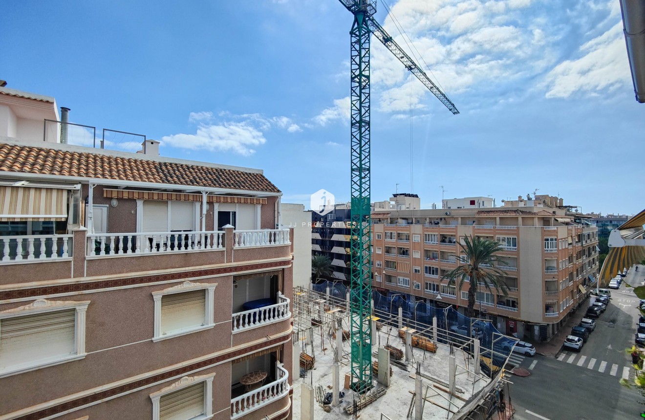 Tweedehands - Appartement / flat -
Torrevieja - Costa Blanca