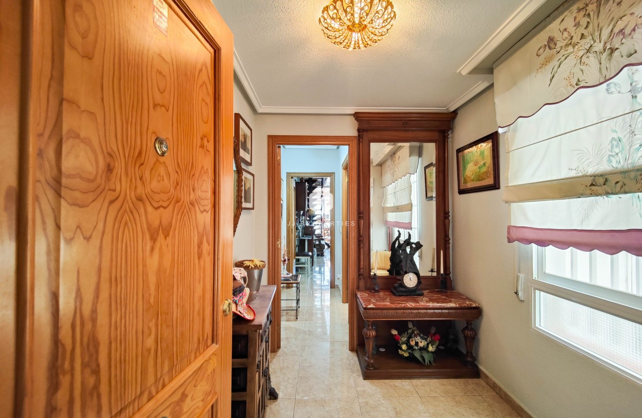 Tweedehands - Appartement / flat -
Torrevieja - Costa Blanca