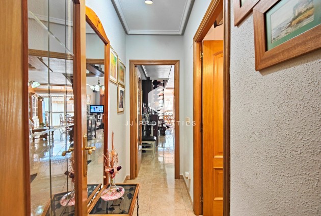 Tweedehands - Appartement / flat -
Torrevieja - Costa Blanca