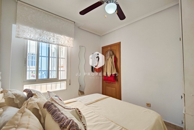 Tweedehands - Appartement / flat -
Torrevieja - Costa Blanca