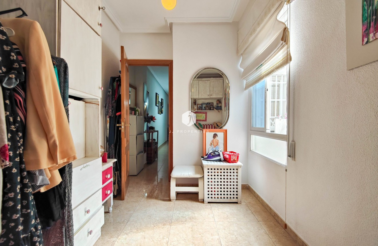 Tweedehands - Appartement / flat -
Torrevieja - Costa Blanca