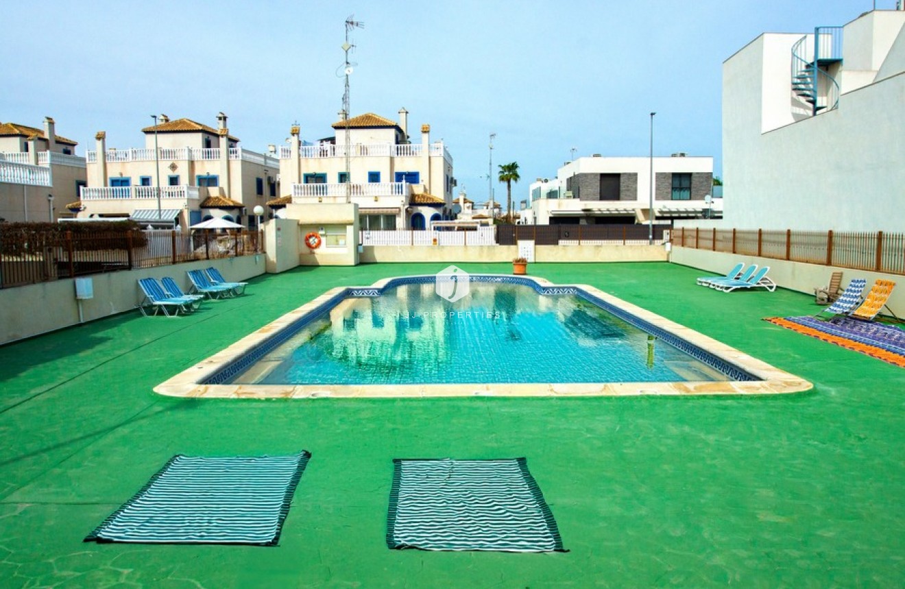Tweedehands - Appartement / flat -
Daya Vieja - Costa Blanca
