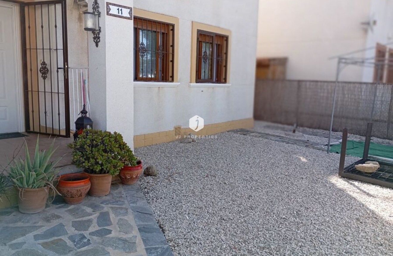 Tweedehands - Appartement / flat -
Daya Vieja - Costa Blanca