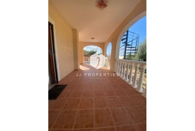 Tweedehands - Villa -
Catral - Costa Blanca