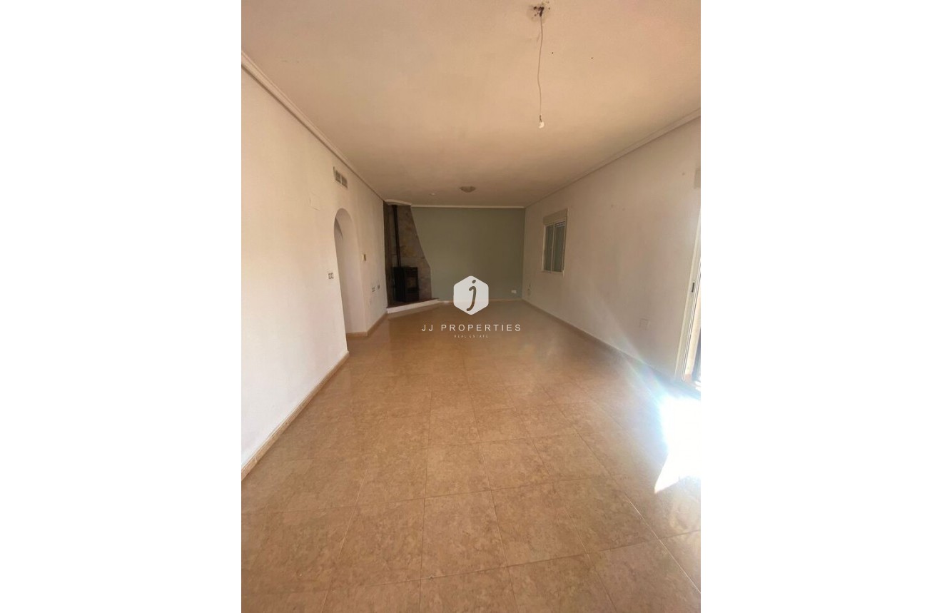 Tweedehands - Villa -
Catral - Costa Blanca