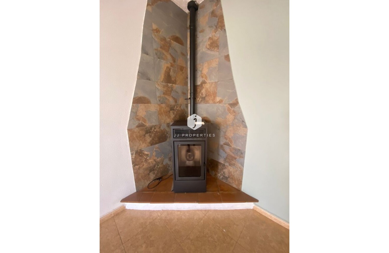 Tweedehands - Villa -
Catral - Costa Blanca