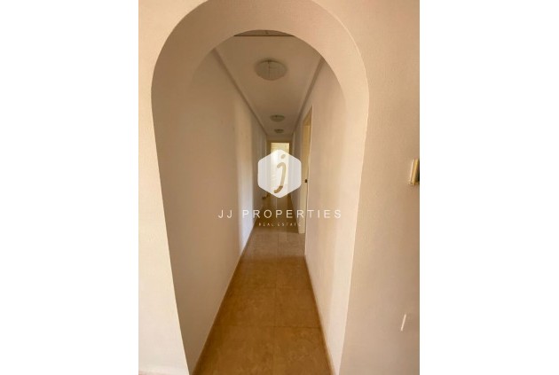 Tweedehands - Villa -
Catral - Costa Blanca