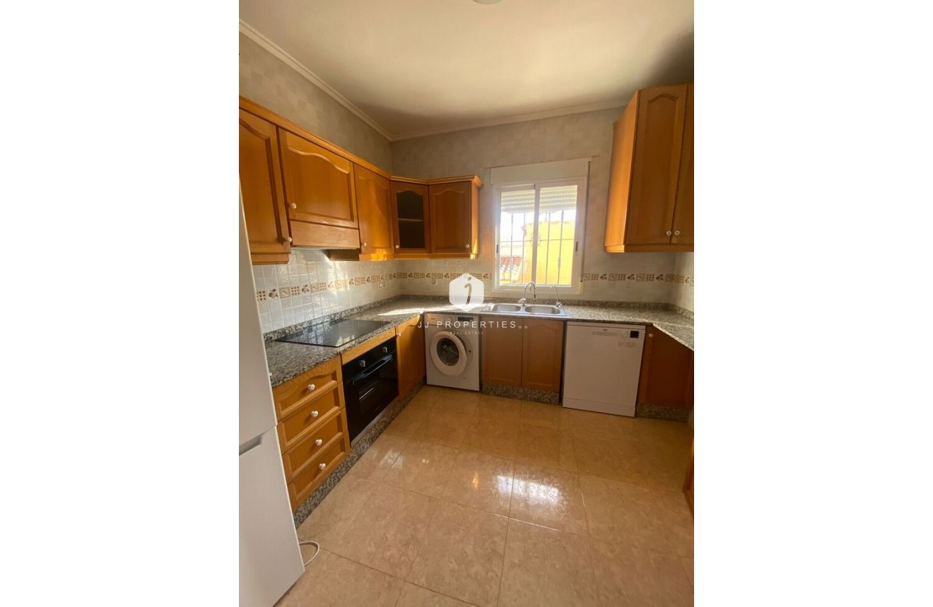 Tweedehands - Villa -
Catral - Costa Blanca