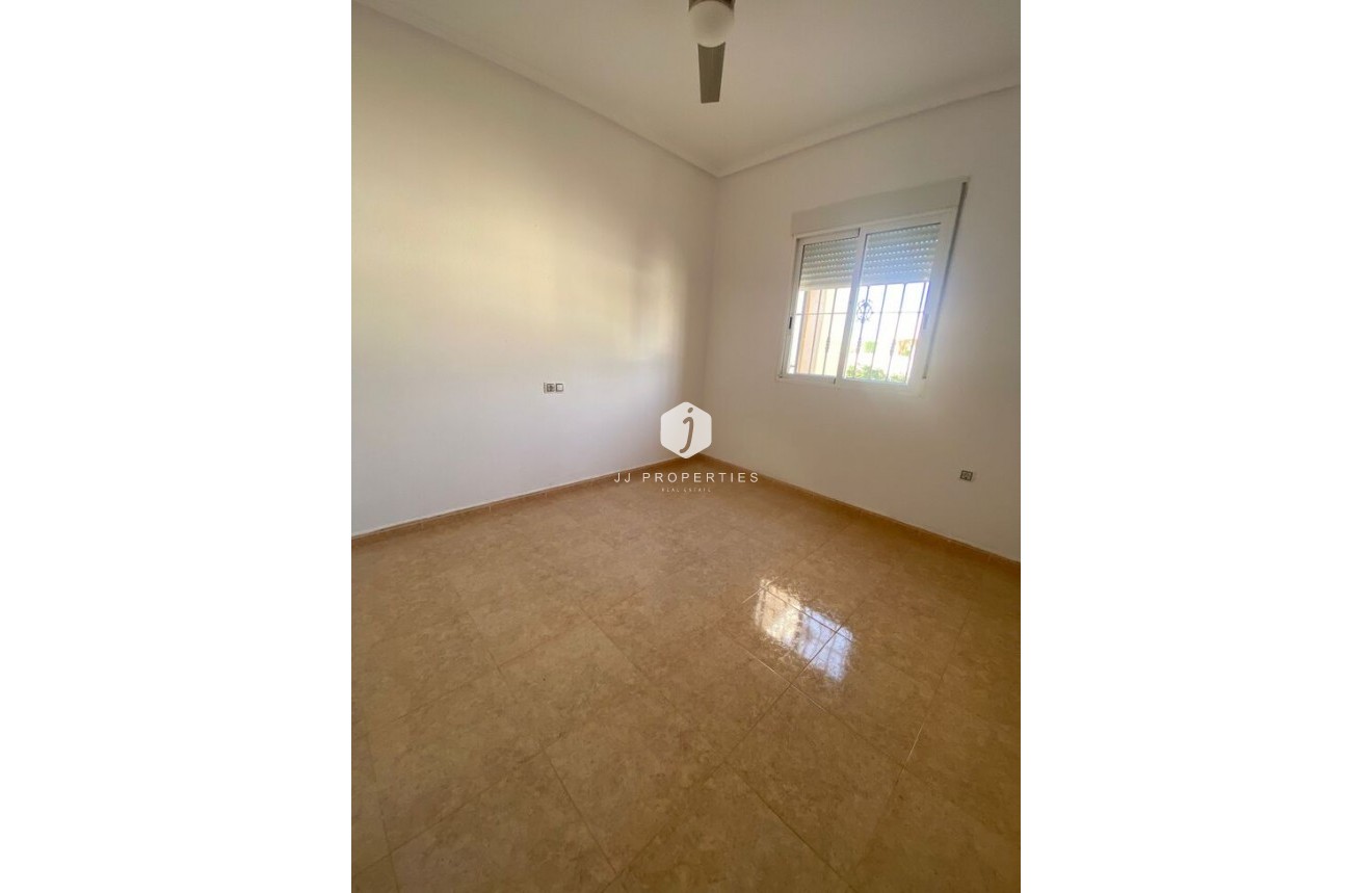 Tweedehands - Villa -
Catral - Costa Blanca