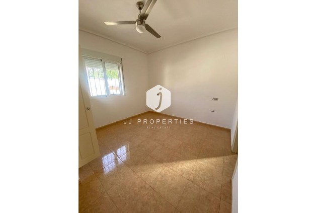 Tweedehands - Villa -
Catral - Costa Blanca