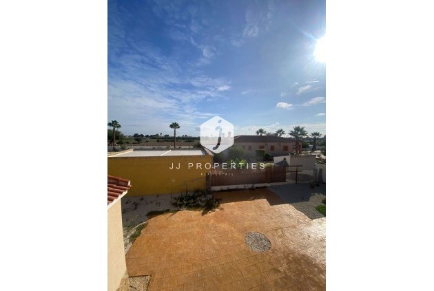 Tweedehands - Villa -
Catral - Costa Blanca