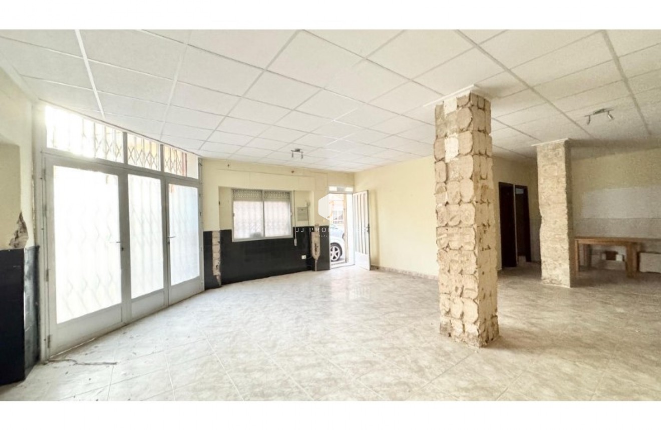 Tweedehands - Appartement / flat -
Torrevieja - Costa Blanca