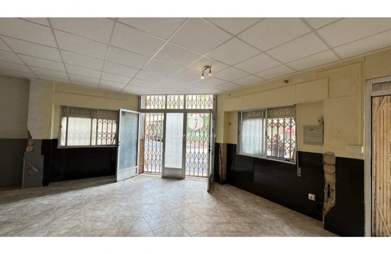 Tweedehands - Appartement / flat -
Torrevieja - Costa Blanca