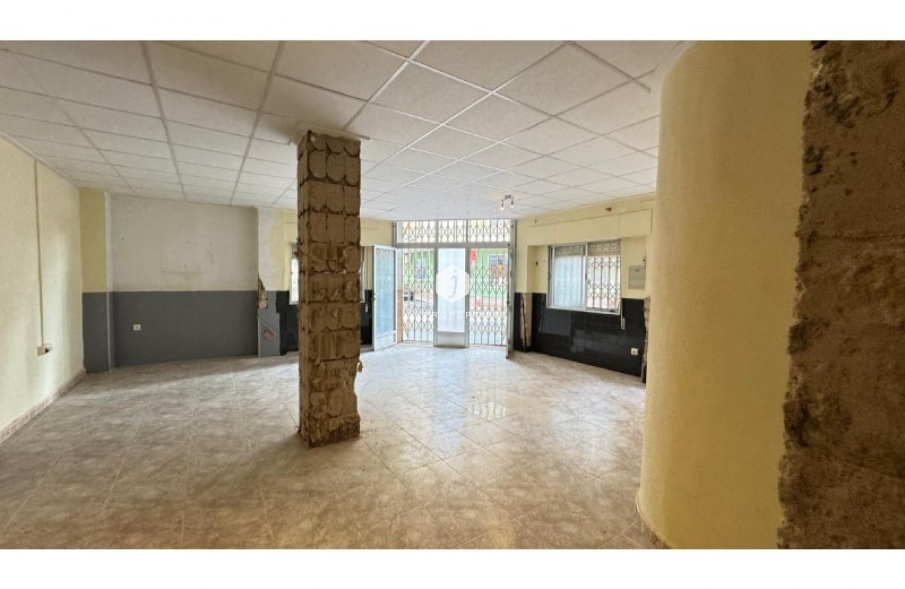 Tweedehands - Appartement / flat -
Torrevieja - Costa Blanca