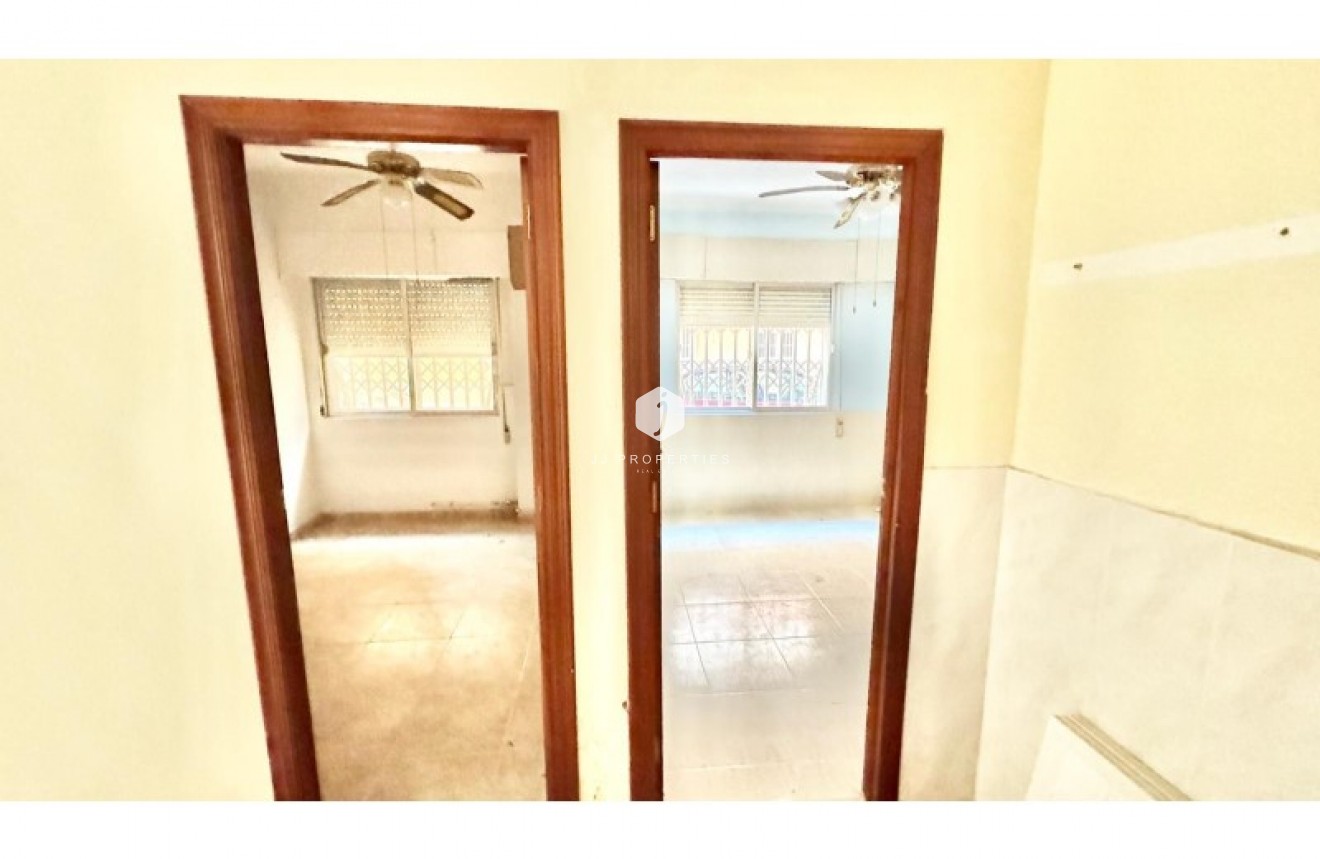 Tweedehands - Appartement / flat -
Torrevieja - Costa Blanca