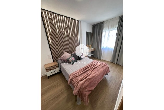 Tweedehands - Appartement / flat -
Torrevieja - Playa del Cura