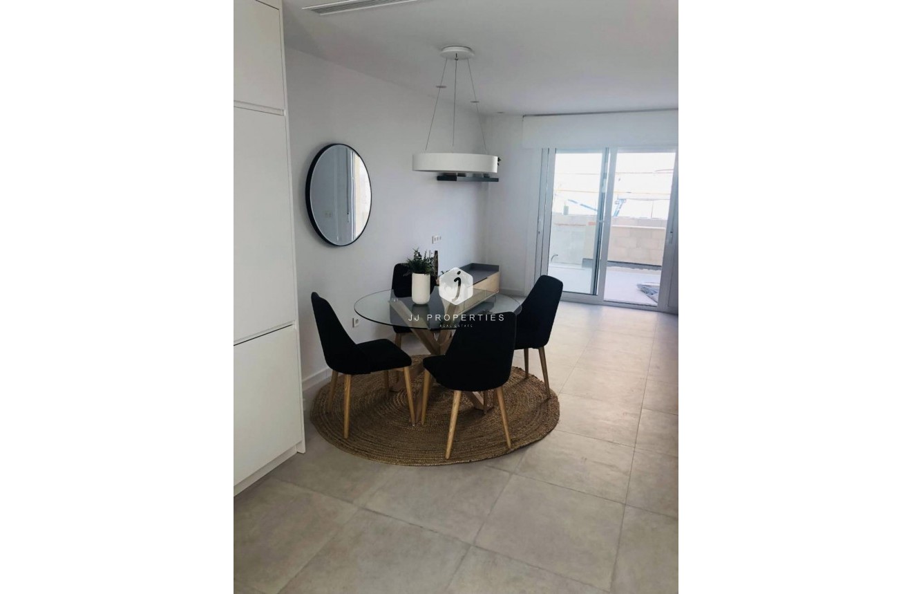 Tweedehands - Chalet -
Torrevieja - aguas nuevas