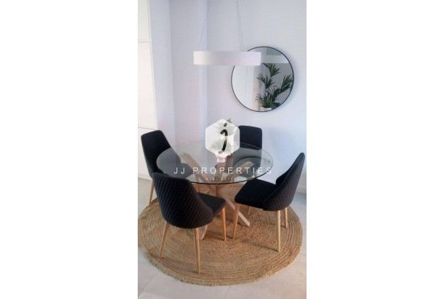 Tweedehands - Chalet -
Torrevieja - aguas nuevas