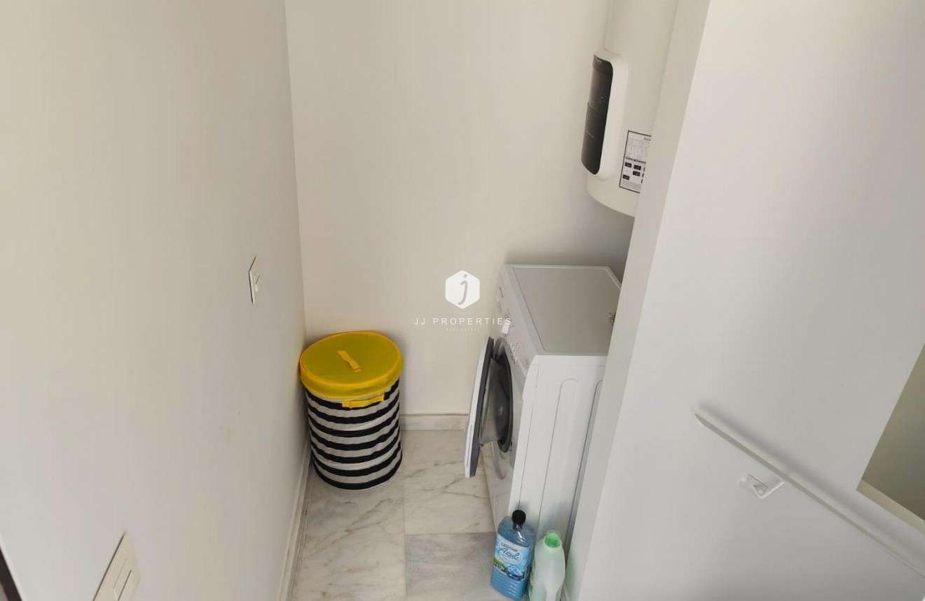 Tweedehands - Chalet -
Torrevieja - aguas nuevas