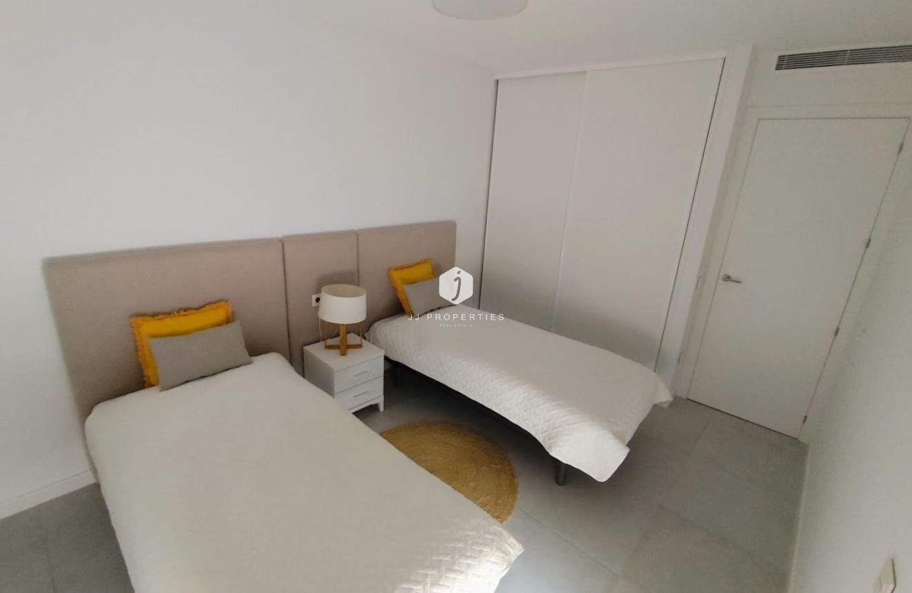 Tweedehands - Chalet -
Torrevieja - aguas nuevas