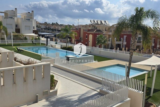 Tweedehands - Chalet -
Torrevieja - aguas nuevas