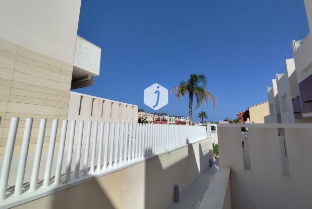 Tweedehands - Chalet -
Torrevieja - aguas nuevas