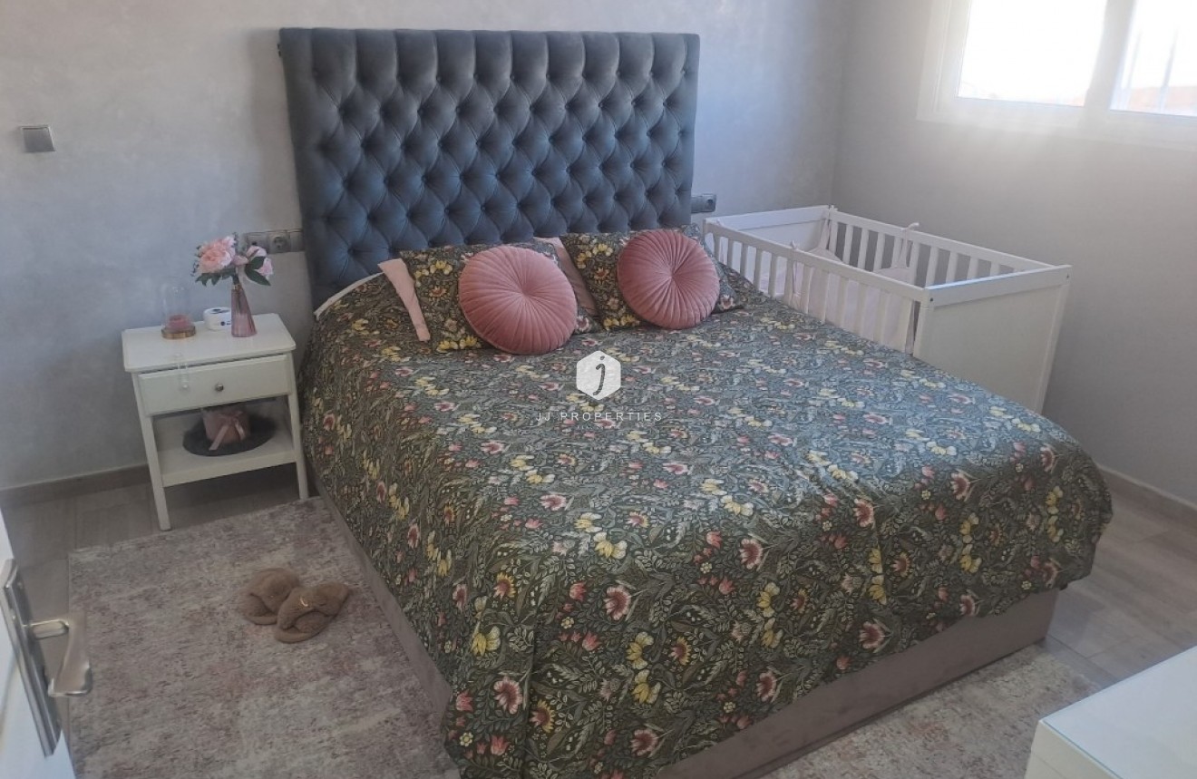 Tweedehands - Villa -
Ciudad Quesada - Costa Blanca