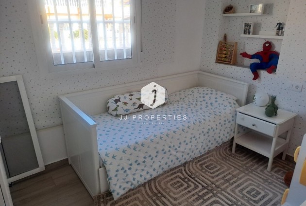 Tweedehands - Villa -
Ciudad Quesada - Costa Blanca