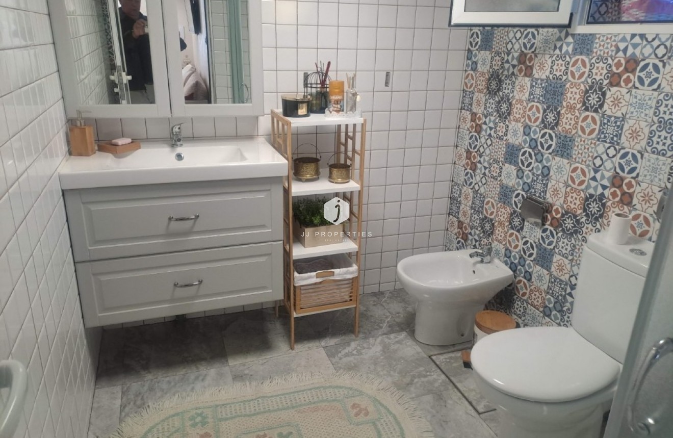 Tweedehands - Villa -
Ciudad Quesada - Costa Blanca