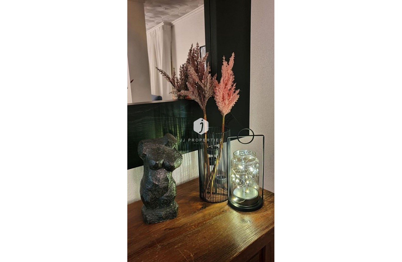 Aus zweiter Hand - Wohnung -
Torrevieja - Playa de los Locos