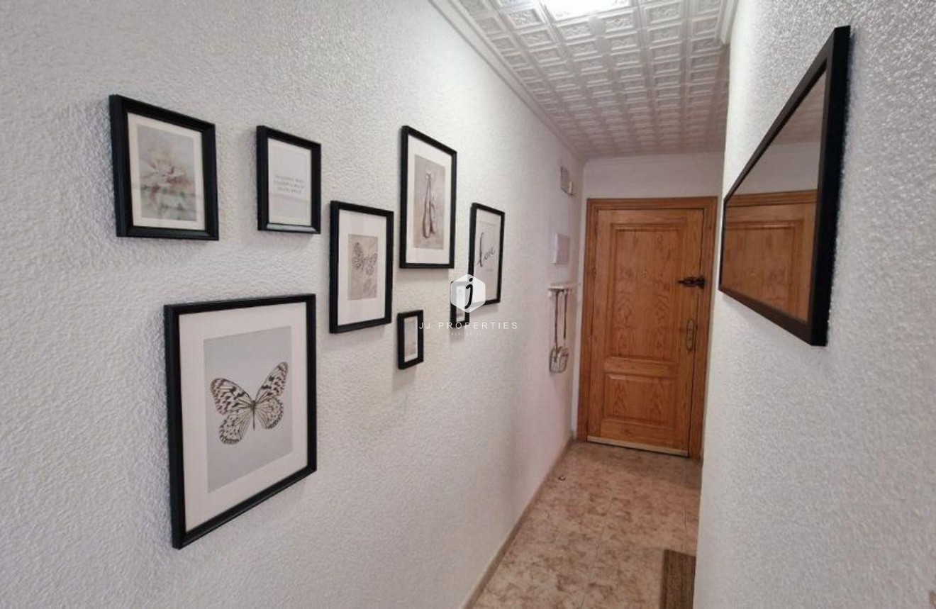 Aus zweiter Hand - Wohnung -
Torrevieja - Playa de los Locos