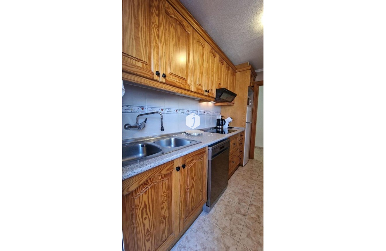 Aus zweiter Hand - Wohnung -
Torrevieja - Playa de los Locos