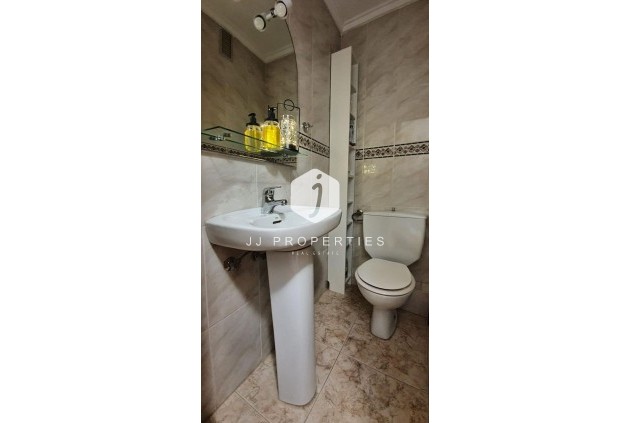 Aus zweiter Hand - Wohnung -
Torrevieja - Playa de los Locos