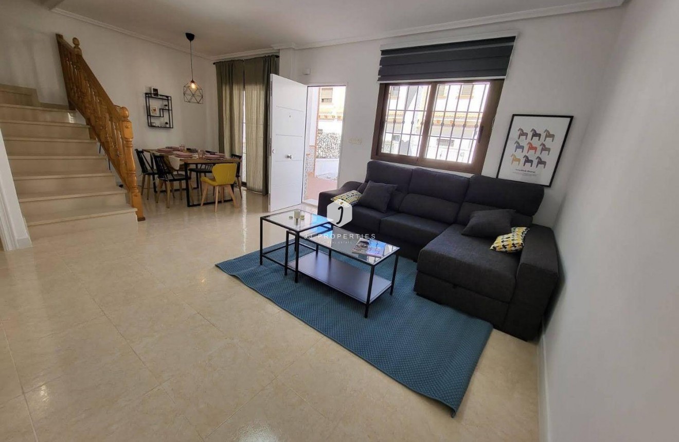 Tweedehands - Chalet -
San Miguel de Salinas - Ciudad De Las Comunicaciones