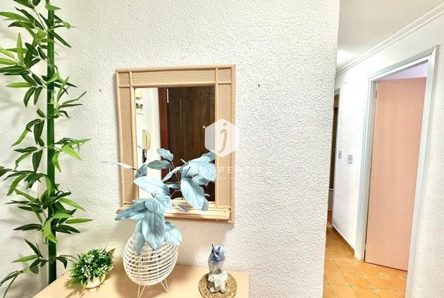 Tweedehands - Penthouse -
Torrevieja - Centro