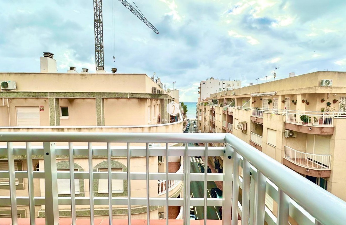 Tweedehands - Penthouse -
Torrevieja - Centro