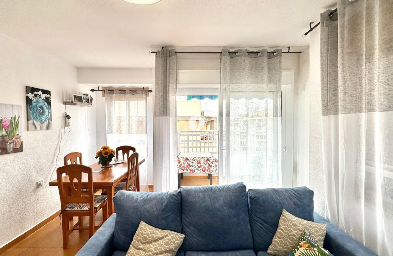 Tweedehands - Penthouse -
Torrevieja - Centro