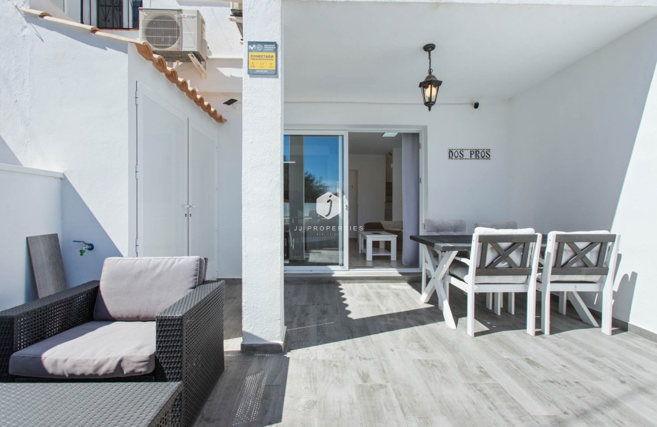Tweedehands - duplex -
Torrevieja - Costa Blanca