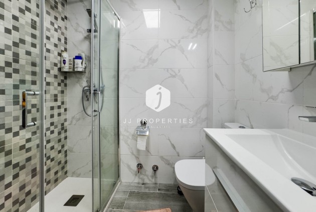 Tweedehands - duplex -
Torrevieja - Costa Blanca