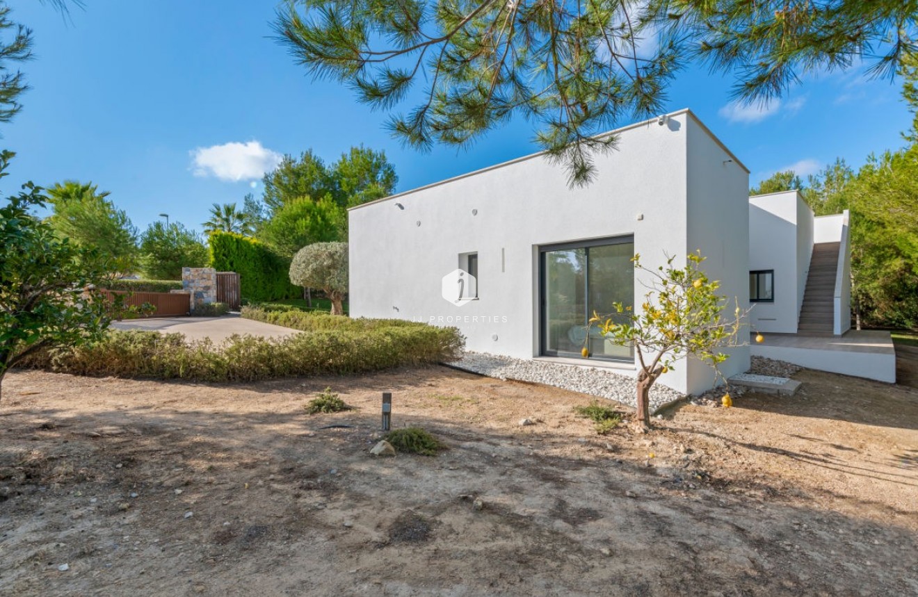 Tweedehands - Villa -
Orihuela Costa - Costa Blanca