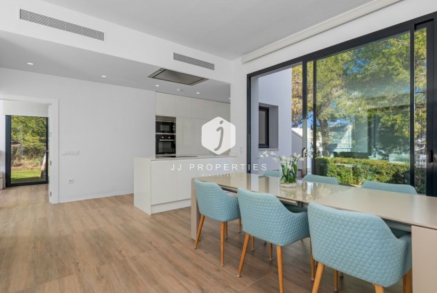 Tweedehands - Villa -
Orihuela Costa - Costa Blanca