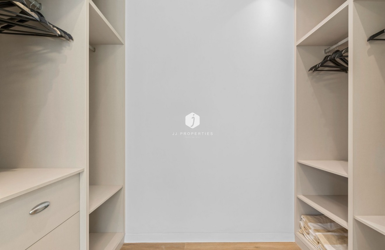 Tweedehands - Villa -
Orihuela Costa - Costa Blanca