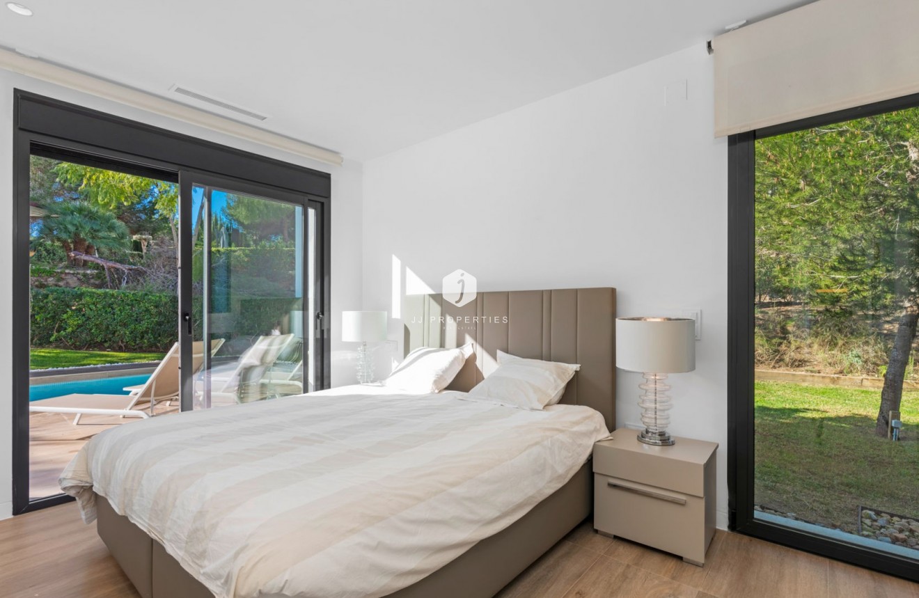 Tweedehands - Villa -
Orihuela Costa - Costa Blanca