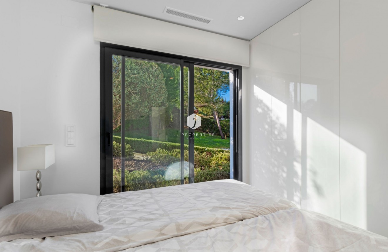 Tweedehands - Villa -
Orihuela Costa - Costa Blanca