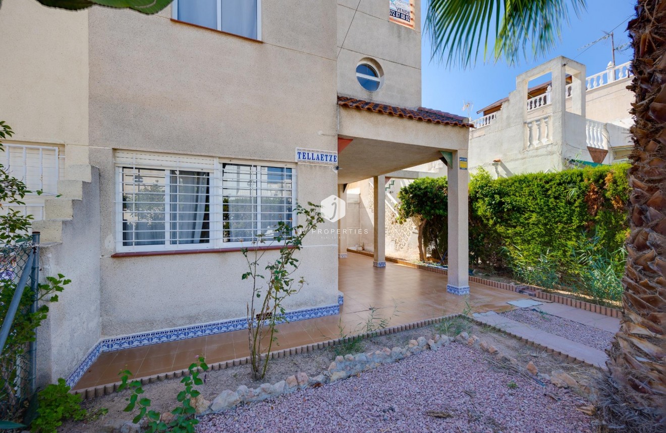 Tweedehands - Chalet -
Torrevieja - Paraje Natural