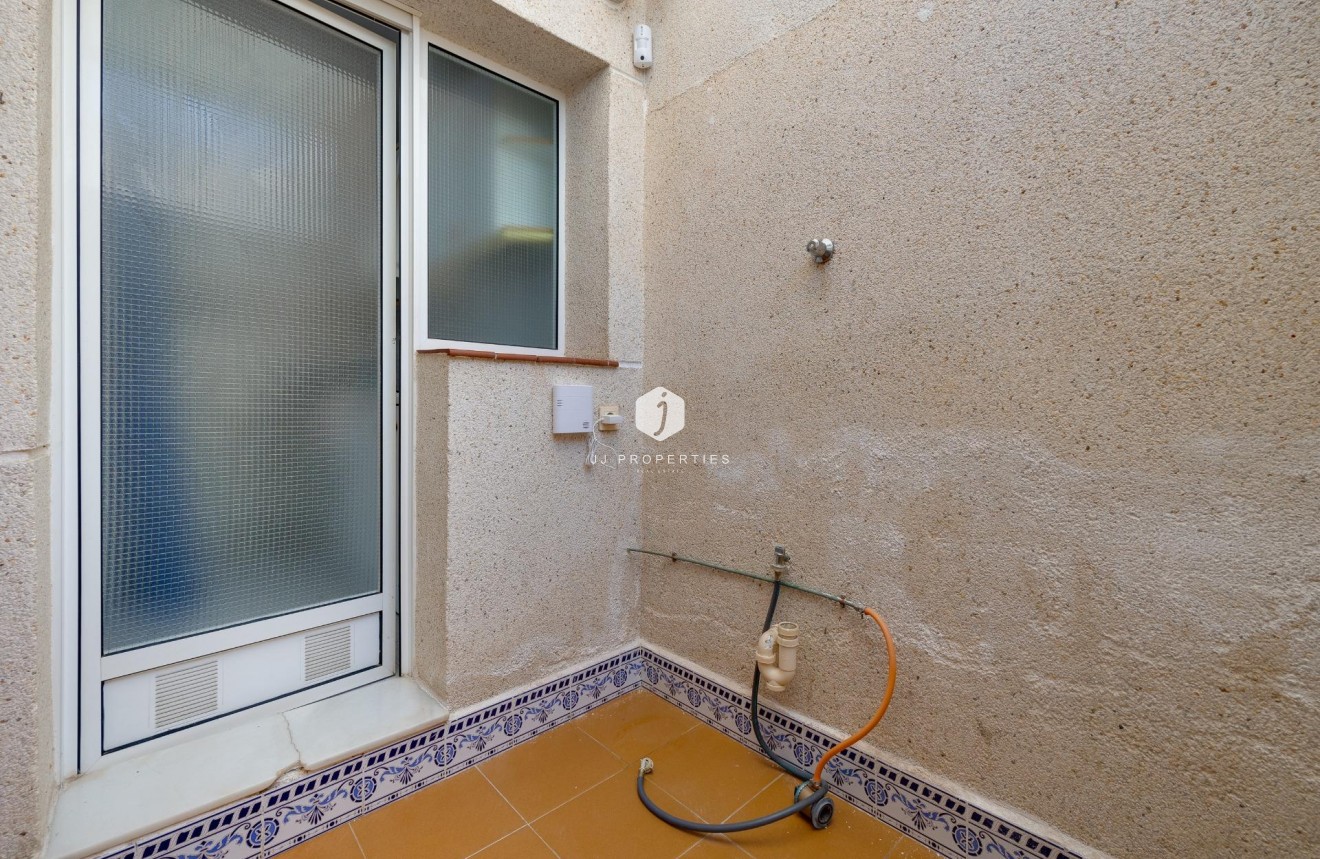 Tweedehands - Chalet -
Torrevieja - Paraje Natural