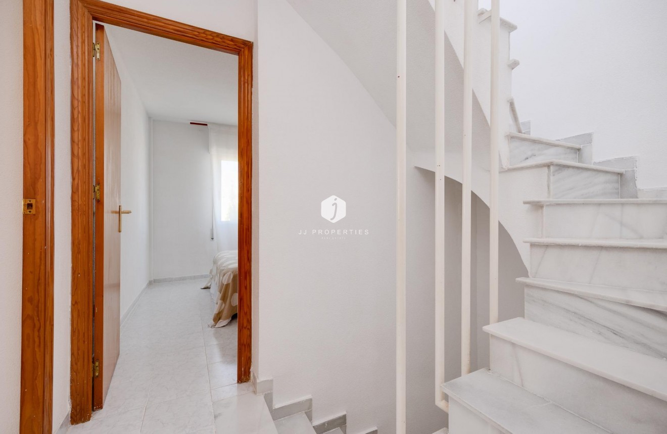 Tweedehands - Chalet -
Torrevieja - Paraje Natural